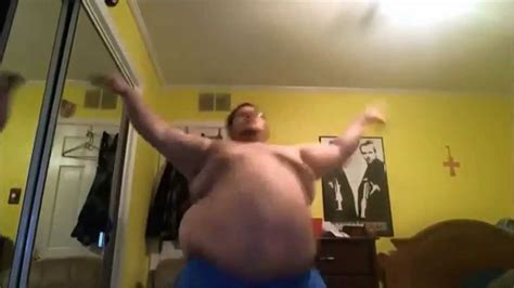 fat guy dancing - YouTube