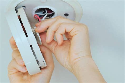 Smoke Alarm Beeps 1, 2, 3, 4, or 5 Times Then Stops - How to Fix - Home ...