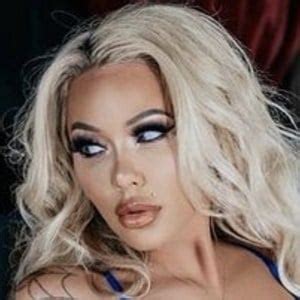 Bunnie Xo - Age, Family, Bio | Famous Birthdays