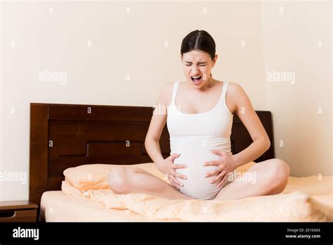 Abdominal Pain In Women In Pregnancy