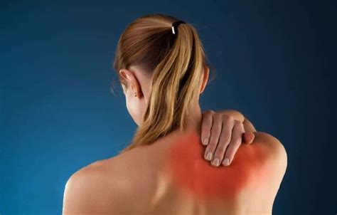 Pinched Nerve Causes, Symptoms & Treatment | Hinze Chiropractic