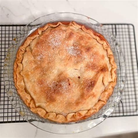 The Perfect Frozen Apple Pie Recipe to Bake Later for Special Occasions - Teacher Baker Maker