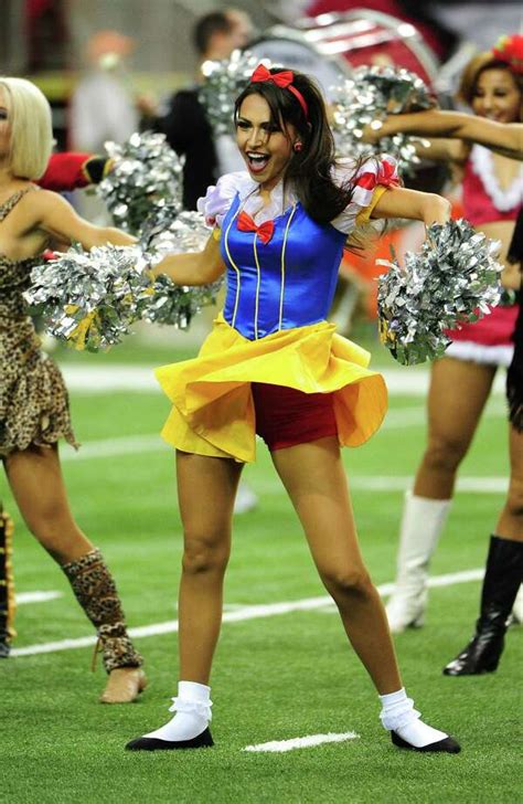 NFL cheerleaders dress up for Halloween - Houston Chronicle