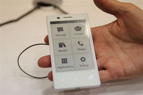 Meet The Entirely E-Ink 3G Smartphone That Could Cost As Little As A Dumbphone | TechCrunch