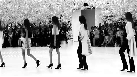 CHRISTIAN DIOR / COLLECTION HAUTE COUTURE FALL WINTER 2014-2015 / MUSÉE RODIN PARIS - YouTube