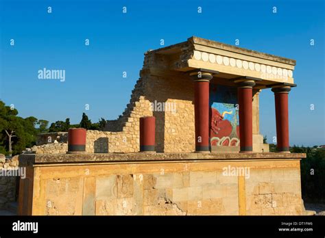 King Minos Palace, Minoan archaeological site of Knossos, Crete, Greek Islands, Greece, Europe ...