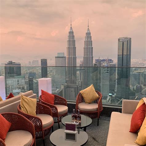 Kl tower restaurant | 13 Best Rooftop Restaurants And Bars In KL For A ...