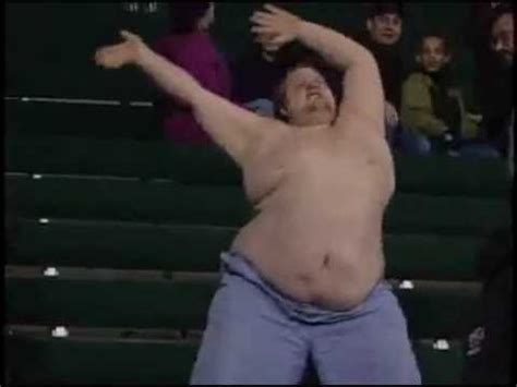 Fat guy dancing - FUNNY - YouTube