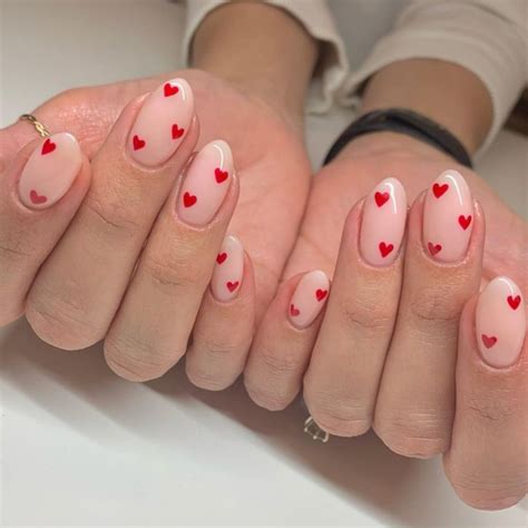 15 Gorgeous Valentine's Day Nail Art Ideas | Heart nails, Gel nails ...