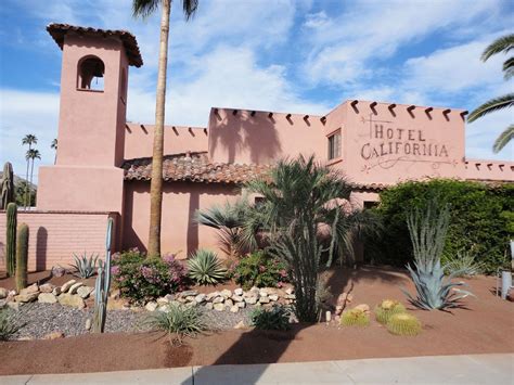 7 Cool Places to Stay in Palm Springs - Locale Magazine | Palm springs ...