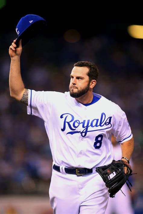 Brewers Acquire Mike Moustakas - MLB Trade Rumors