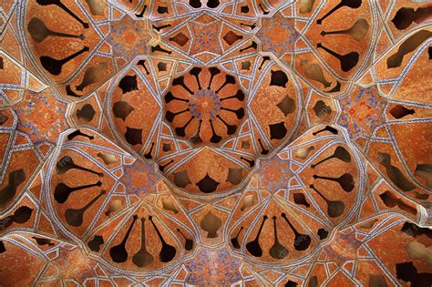 Premium Photo | Mosque on naqsh-e jahan square in isfahan, iran