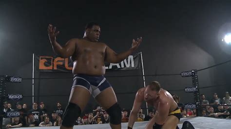 ProWresBlog: EVOLVE 3/31/2017 - Keith Lee vs Donovan Dijak