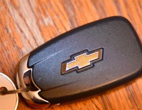 How To Change The Battery in Chevy Key Fob?