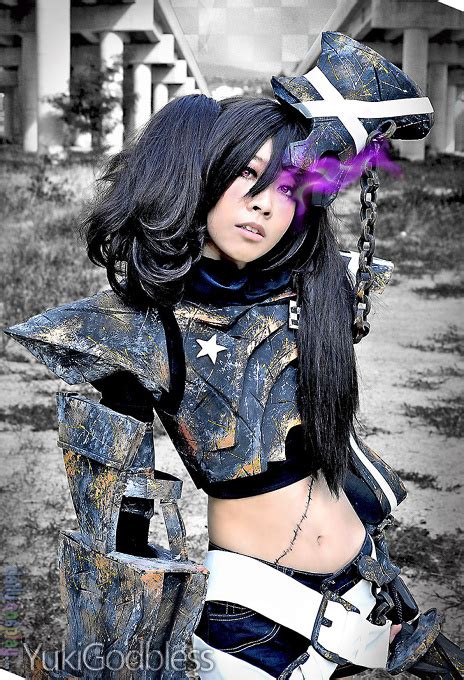 Insane Black Rock Shooter cosplay | Tokyo Otaku Mode Gallery