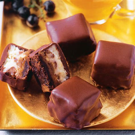 Chocolate Caramel Cheesecake Bites Recipe | Land O’Lakes