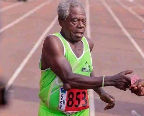 Meet Pa Tanangue Etienne, 81, the oldest person to take part in Buea Mountain Race - Mimi Mefo Info