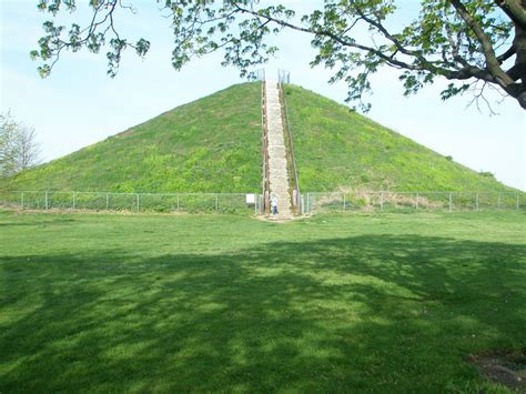 Miamisburg Mound State Memorial, Ohio