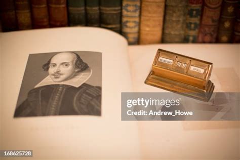 William Shakespeare Birthday 2014 High-Res Stock Photo - Getty Images