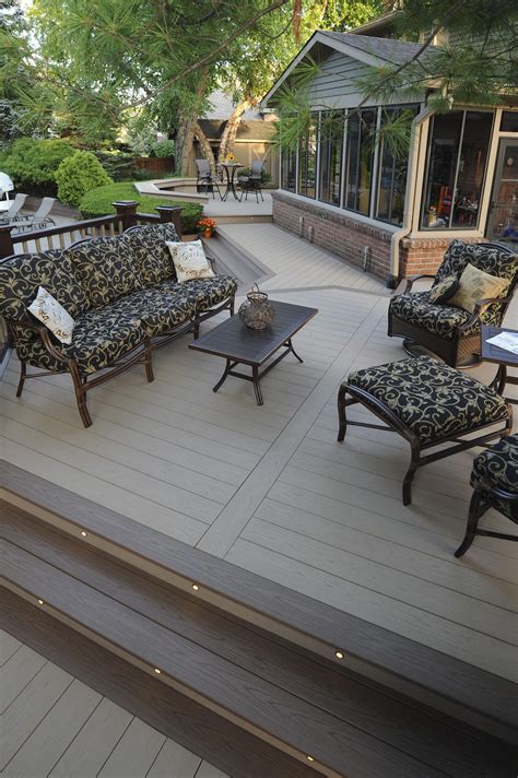 AZEK Decking Harvest Collection in Brownstone with Sedona accents and AZEK in-deck lights ...