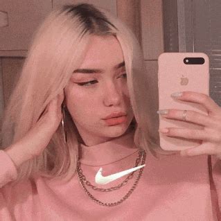 Girl Gifs, Girl Icons, Discord, Sarah, Sd, Zero, Aesthetic, Anime, Hair