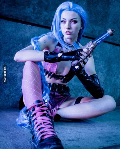 An amazing Jinx cosplay - 9GAG