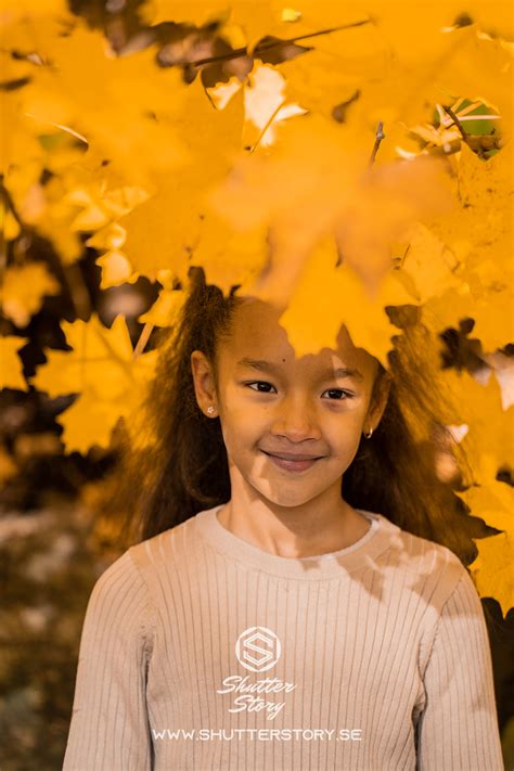 Family Photoshoot in Autumn 2023 - Stockholm - Shutter Story