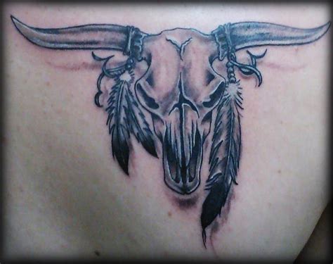 Cow Skull with Feathers | Tattoos, Longhorn tattoo, Bull tattoos