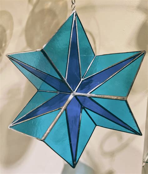This is an example of the project you can make in the 3-D Spinner class at The Glass Workbe ...