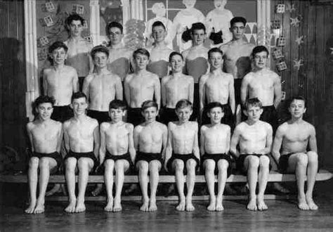 1960 School_gym_team – threetowners