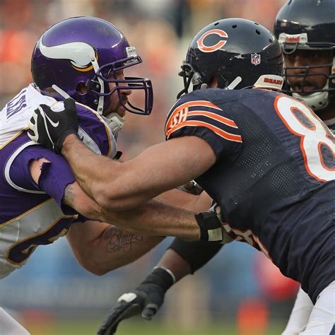 Bears Primary Need Remains Offensive Line & More NFC North News | News ...