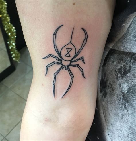 Female black widow spider tattoo • line work • minimalist • by Nik Lopez at Three Kings in ...