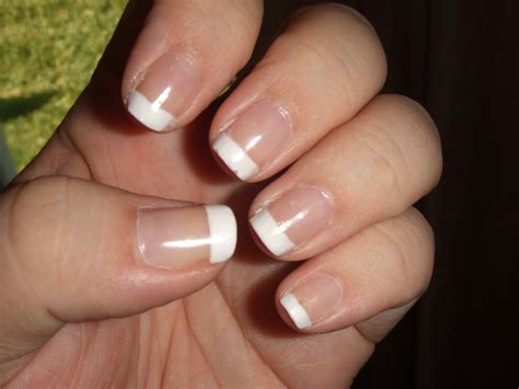 +21 French Tip Nail Art