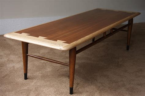 Lane Coffee Table Style 900 01 / Mid Century Lane Walnut Coffee Table | Chairish : Learn how to ...