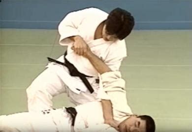 sport - Are hammerlocks (te-gatame) legal in judo competition ...