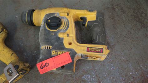 DeWalt 20V Cordless Rotary Hammer Model DCH253 (no batteries, untested ...