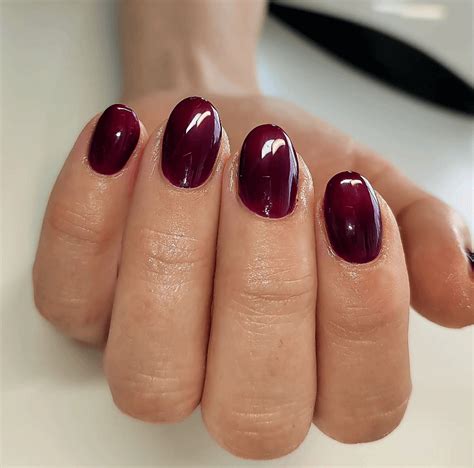 35+ Stunning Plum Nails Design Ideas