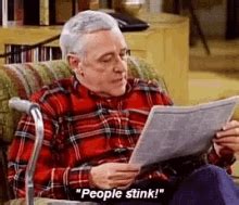 Martin Crane John Mahoney GIF - Martin Crane John Mahoney Frasier ...