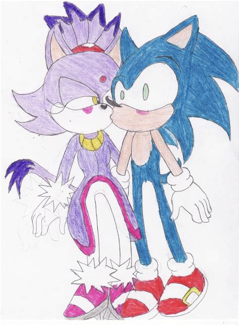 Sonic x Blaze Kiss by BlueSpeedsFan92 on DeviantArt