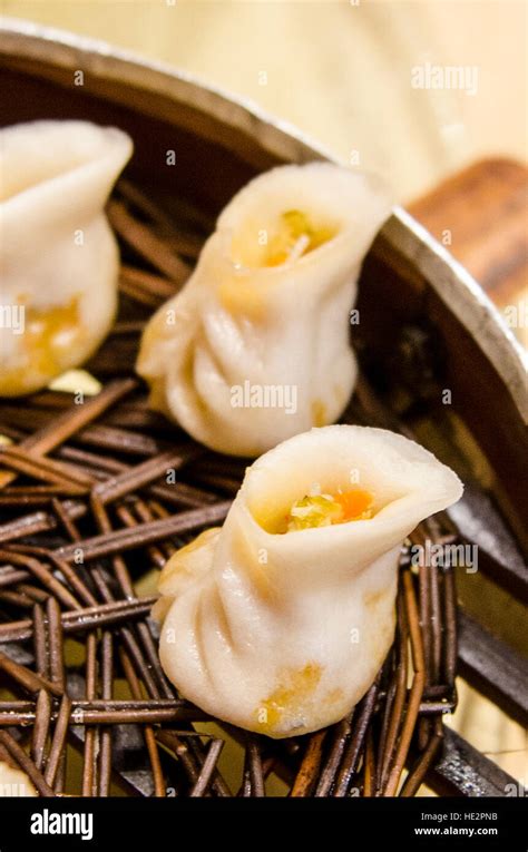 Tang dynasty dim sum xian hi-res stock photography and images - Alamy