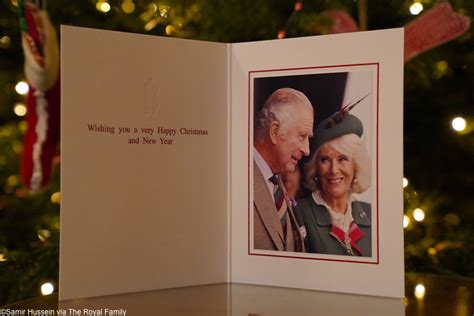 The Wales Family’s 2022 Christmas Card Photo – What Kate Wore