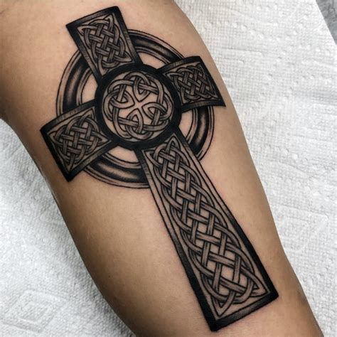 Update 77+ celtic cross tattoo designs - in.cdgdbentre