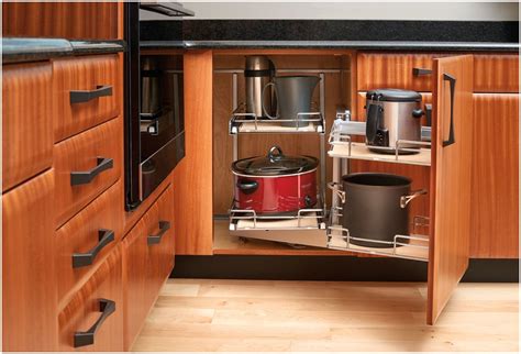 Kitchen Blind Corner Cabinet Storage Solutions | www.resnooze.com