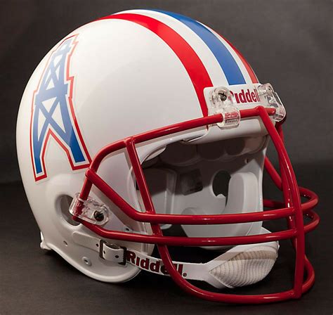 Pin by Wayne Branam on Houston Oilers | Football helmets, Houston oilers, Nfl football helmets