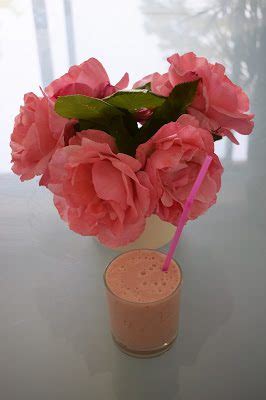 Pink Banana Smoothie recipe - Craft with Cartwright