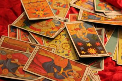 YES or NO Tarot - A Simple Answer to Your Most Complex Doubts