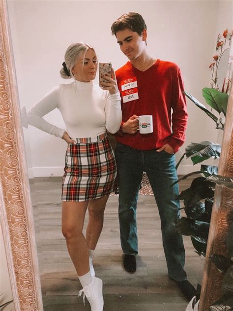 FRIENDS Ross and Rachel Costume | Easy couple halloween costumes, Unique couple halloween ...