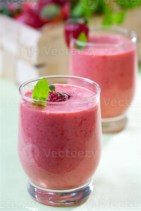 Strawberry shake 708724 Stock Photo at Vecteezy