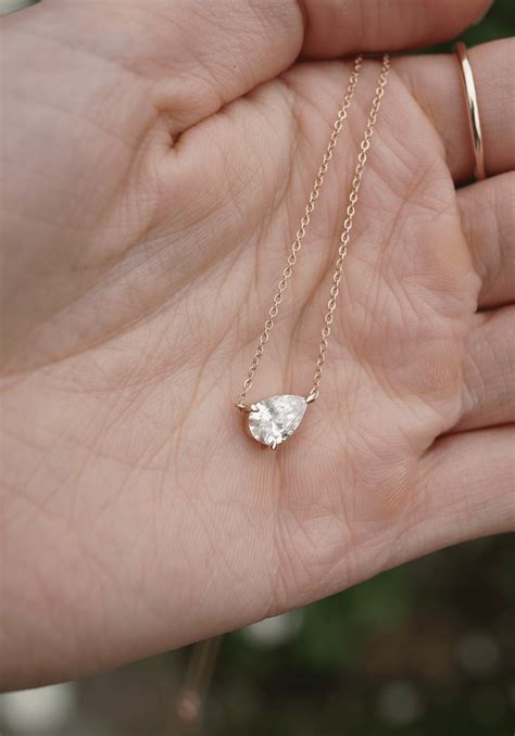Solitaire Pear Diamond Necklace in 2020 | Diamond necklace, Diamond, Pear diamond