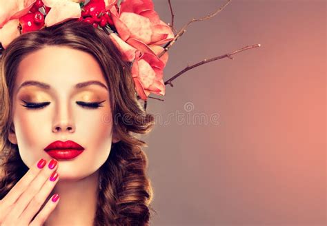 Girl Delicate Wreath Flowers Fruits Twigs Her Head Stock Photos - Free & Royalty-Free Stock ...